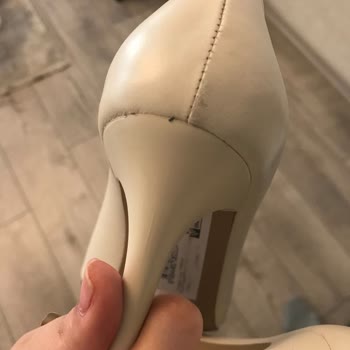 Desa Ayakkabı Defolu Çıktı