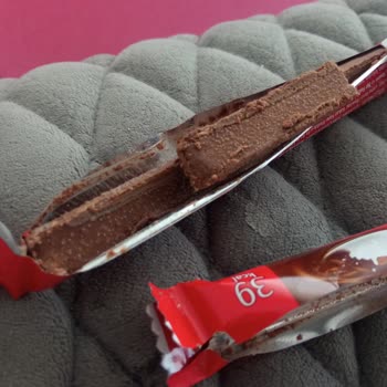 Eti Gıda Eti Urunu İçi Bozuk