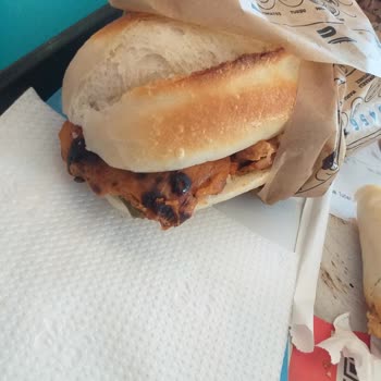 Usta Dönerci Yanmış, Soğuk Yenmeyen Yemekleri