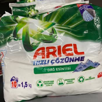 Ariel Beyazlar İçin Olan Yazmıyor Üzerinde