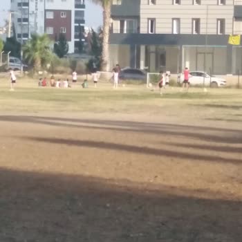 Mersin Büyükşehir Belediyesi Futbol Sahası İçin Gereğinin Yapılması