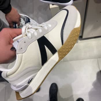Lacoste Çok Büyük Sorumsuzluk