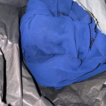 Butik_ayseen (Instagram) Yanlış Elbise Gönderimi Ve İletişim Sorunu