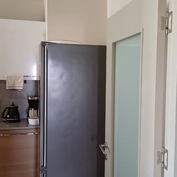 Garantili Bosch Buzdolabında Kapak Ve Yüzey Sorunları