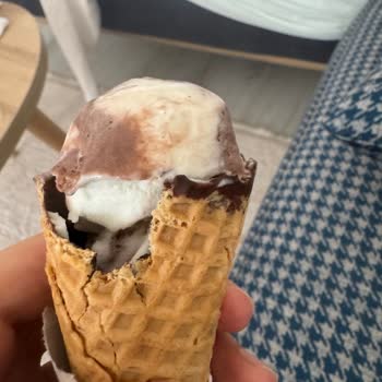 Getir'den Aldığımız Dondurma Bozuk, Muhatap Yok!