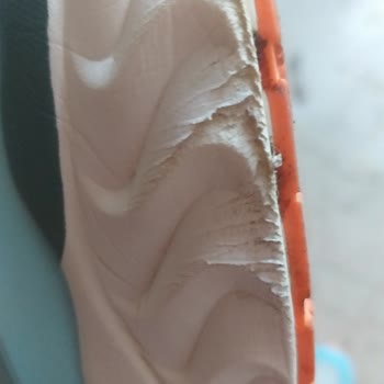 Hummel Ayakkabı Taban Parçalanma Sorunu