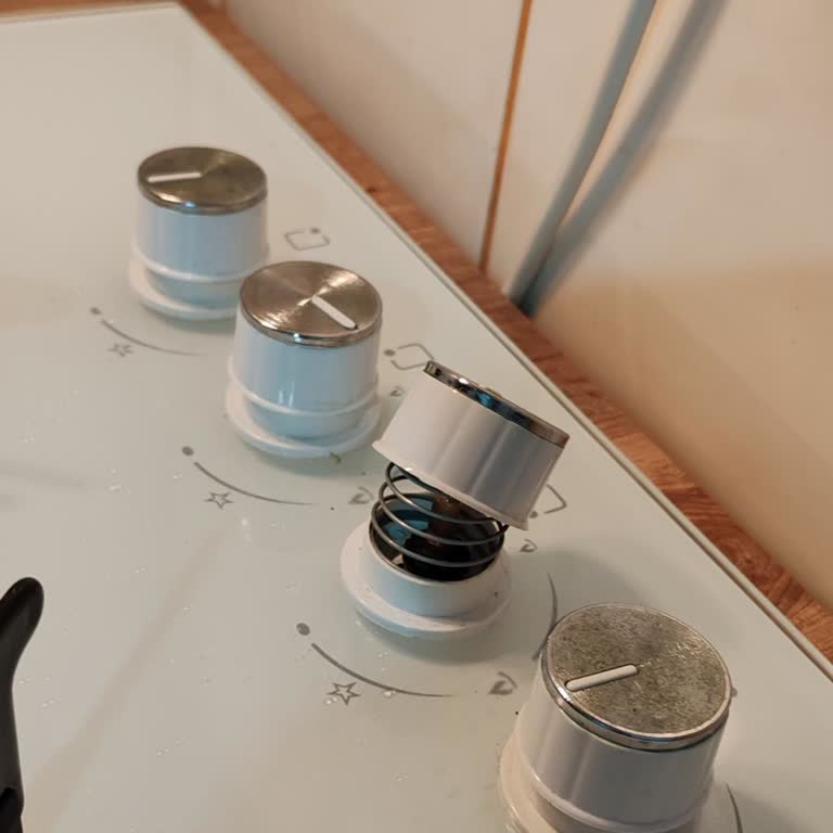 Parası Çok Olan Kumtel Alsın Her Yıl Yenisini Alsın Çöp Atsın