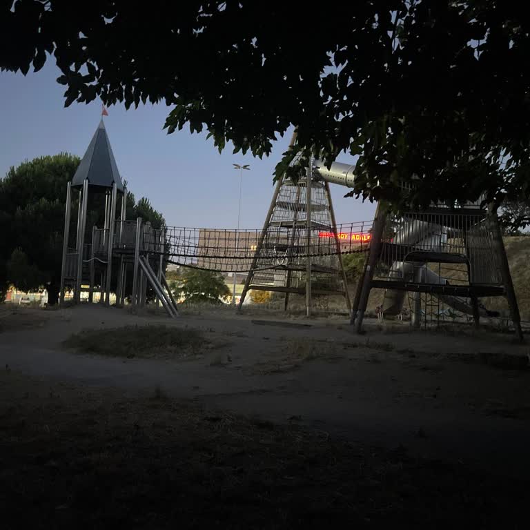 Bakırköy Botanik Park Aydınlatma Yok