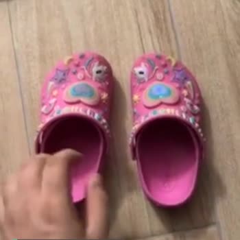 Skechers Işıklı Terlik Işığı Sürekli Yanıyor