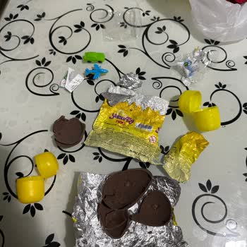 Global Gıda Hijyenik Olmayan Sürpriz Yumurtada Kıl Şoku