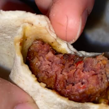 Köfteci Yusuf Kebaptan Kıl Çıktı