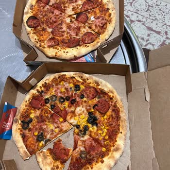 Domino's Atatürk Mah 10 Dakika Hem Soğuk Hem Bayat Ürün Yolluyor Yazık