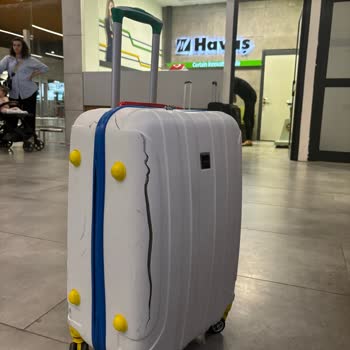 Ajet / Kayseri Havalimanı / Hasarlı Bagaj
