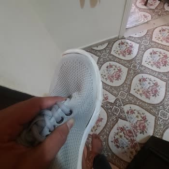 FLO Ayakkabı Kalitesiz Dayanıksız FLO