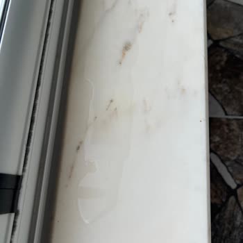 Naturel Cam Balkon Cam Balkondan Her Yağmurda Su Sızıntısı