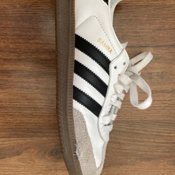 Adidas Samba Ayakkabı Yırtılması