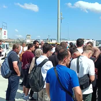 Ajet (Anadolu Jet) Uçuş Ertelenmesi Ve Teknik Arıza Denilerek Vatandaşı Mağdur Etmek
