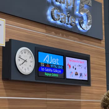 AJet (Anadolu Jet) Antalya-İstanbul Uçuşunda Yaşanan Büyük Rötar Ve Hizmet Eksikliği