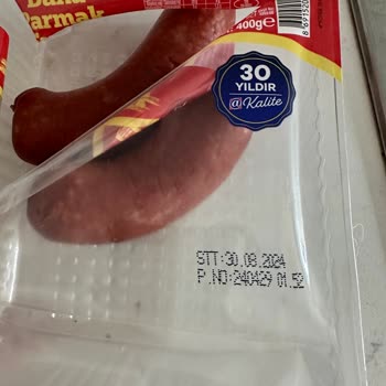 BİM Marketten Alınan Bozuk Sucuk Sorunu