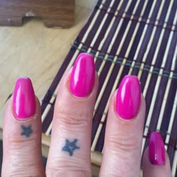 Ojemoje_thenailhouse (Instagram) Kalıcı Oje Yaptılar Üç Günde Soyuldu