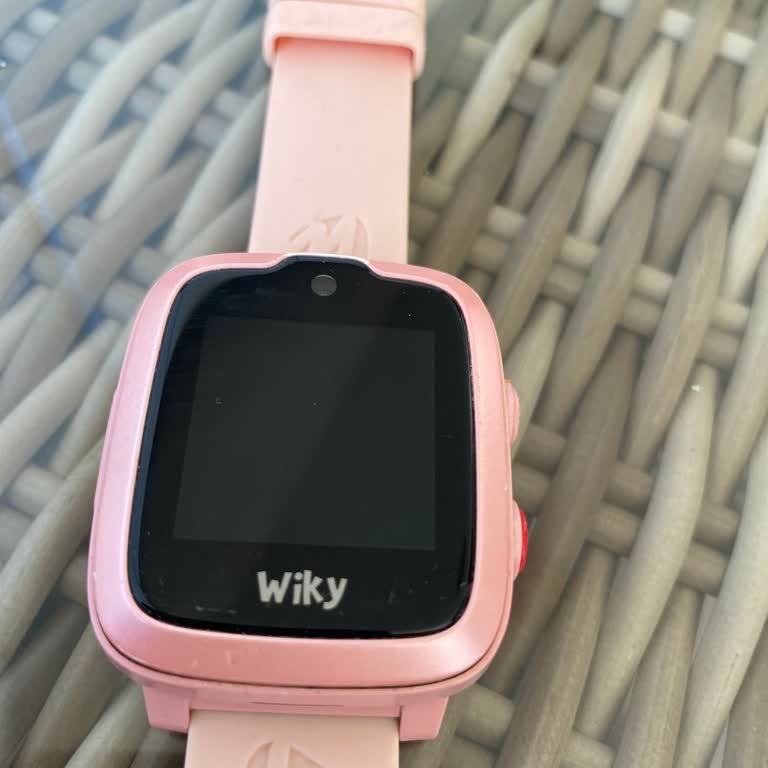 Wiky Watch Aldık Bin Kere Pişman Olduk