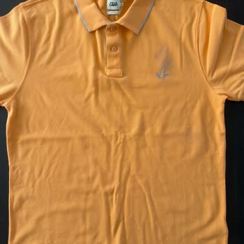 Beymen'den Aldığım T-shirtlerde Logo Renklerinin Erimesi