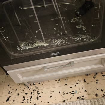 Franke Fırın Camı Patladı