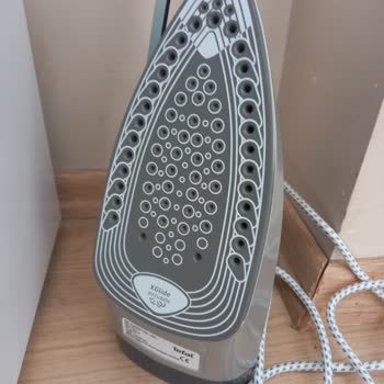 Tefal Ütü Aldım Kıyafetlere Yapışıyor...