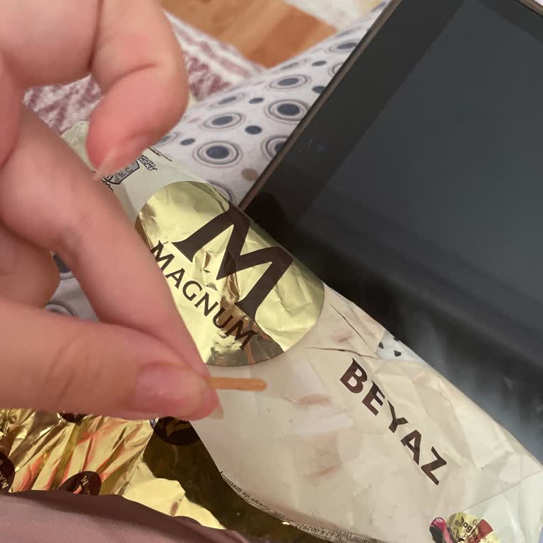 Magnum’un İçinden Çubuk Çıktı