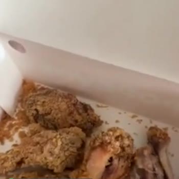 Popeyes Taş Gibi Tavuk!