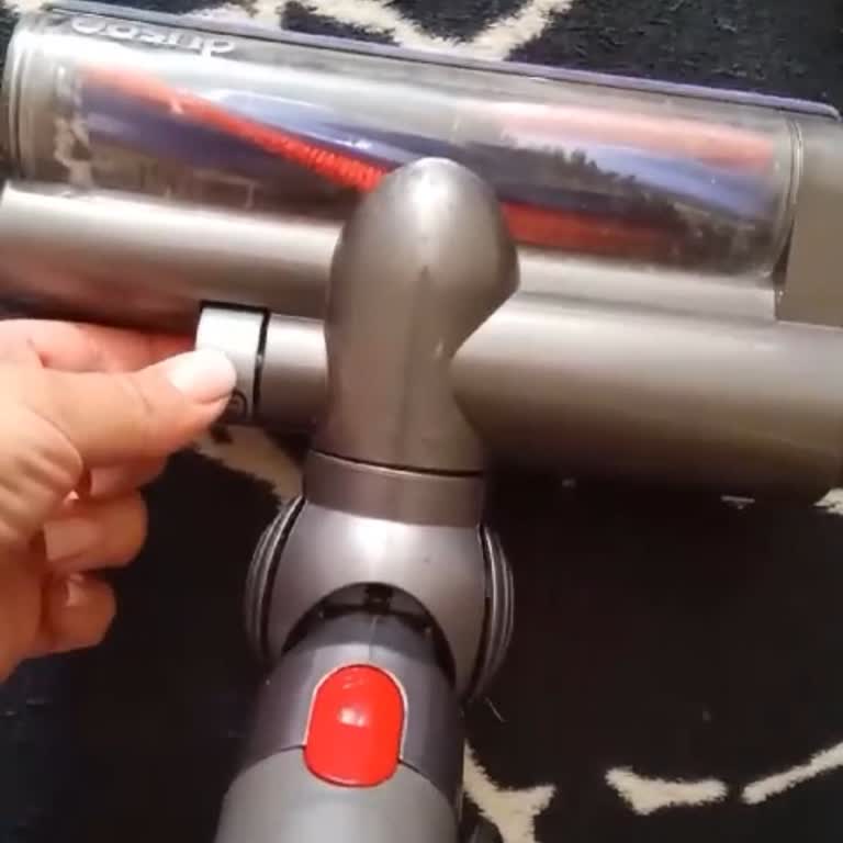 Dyson Cinetic Big Ball Animal Kablolu Süpürge Rulo Ucu Çalışmıyor