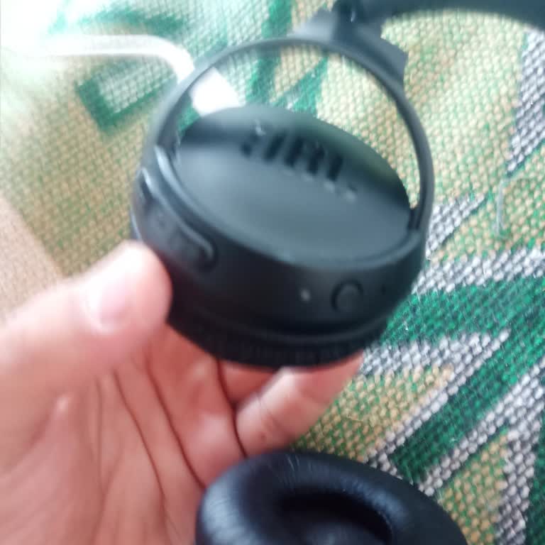 JBL Marka Kulaklık Şarj Almıyor