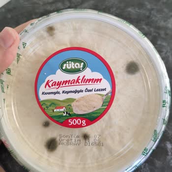 Sütaş Yoğurt Daha Bandajı Bile Açılmadan Küflendi!