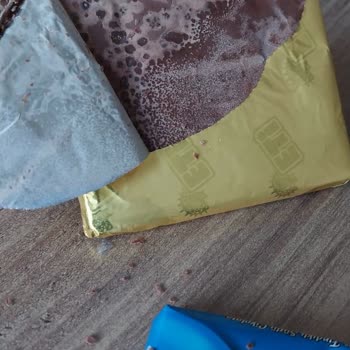 Eti Gıda Çikolatanın 1/3'lük Kısmının Olmaması Ve Kötü Halde Gözükmesi