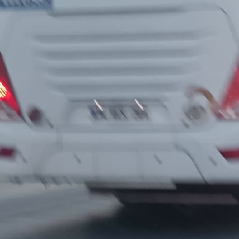 Kamil Koç Bilinçsiz Trafik Kurallarından Bir Haber Şoför