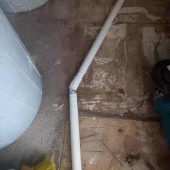 Aydın Şemsiye 1 Gün Ömürlü Plaj Şemsiyeleri Üretiyor