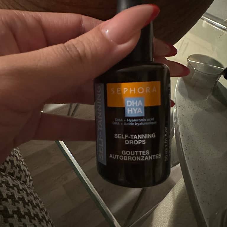 Sephora Collection Serum Değdiği Yerde İz Bırakıyor