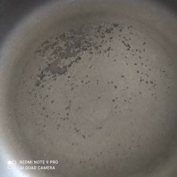 Amway 28 cm Pan Peeling Off. Warranty Void Without Invoice