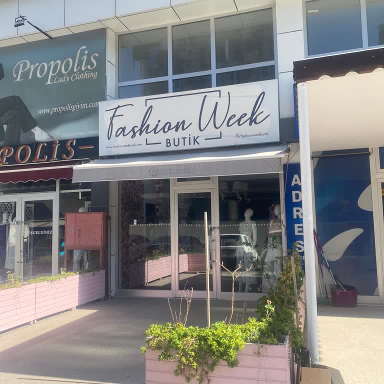 Fashion Week Butik Fashion Butik Hüsran...