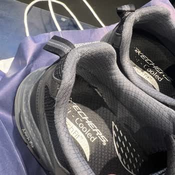 Skechers & Olka Spor Ayakkabı Pişmanlıktır