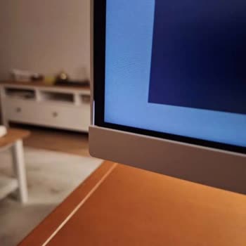 Samsung M8 Monitörde Panel Çıtasının Ayrılması Ve Değişim Sorunu