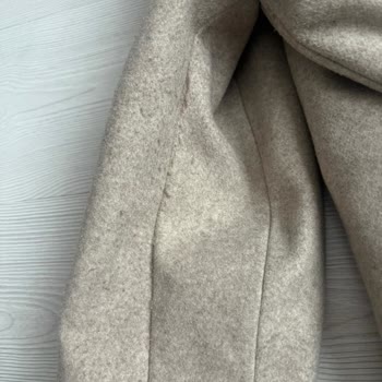 Zara Mantel Verfilzte Achselhöhlen und Schweißgeruch - Enttäuschende Erfahrung mit Rückgabeangebot