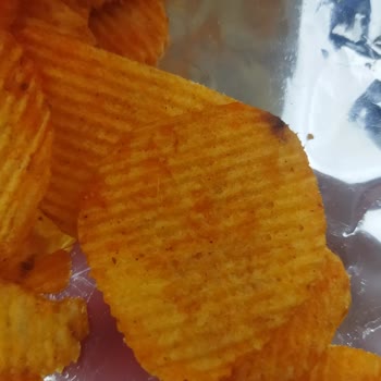 Ruffles Paketinde Garip Bir Tüy Buldum!