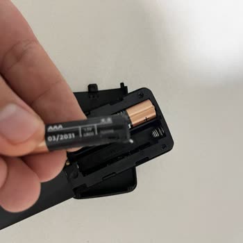 Duracell İnce Pil Patladı