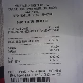 BİM Bebek Bezinde Sert Bir Cisim Çıktı