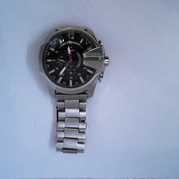 Saat & Saat Servisinin Cam Değişimi Esnasında Saati Bozması