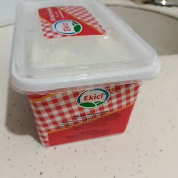 BİM Şişmiş Peynir Kutusu