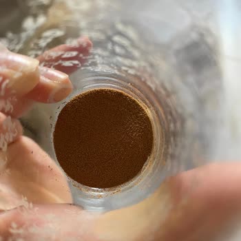 Nescafe Crema Kahvenin İçinden Böcek Çıktı