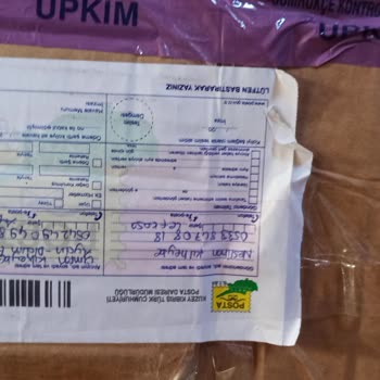 Ticaret Bakanlığı Kullanılmış Giysiler Ve Kitaplar İçin Gümrük Vergisi.