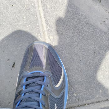 Lescon Orion Ayakkabı 2 Ayda Yırtıldı